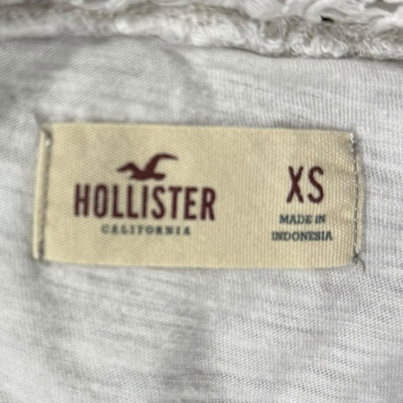 Hollister Crochet Lace Crop Top White XS Scoop Neck Cap Sleeve Scallop Hem Knit - Picture 8 of 9